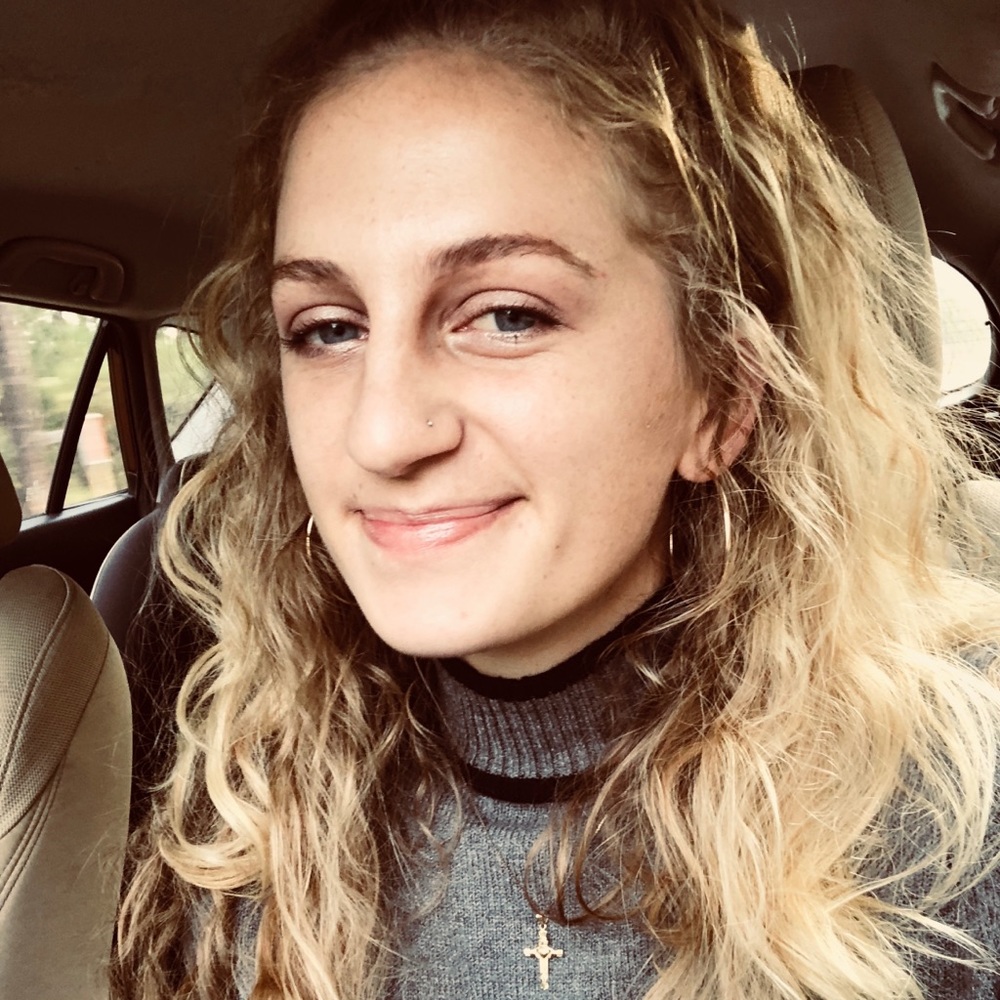 Meet your Posher, Kelie